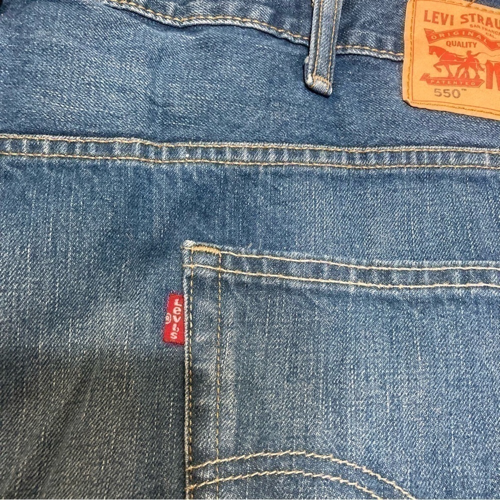 LEVI’S 550 jeans 48x26 altered GUC - Picture 11 of 13